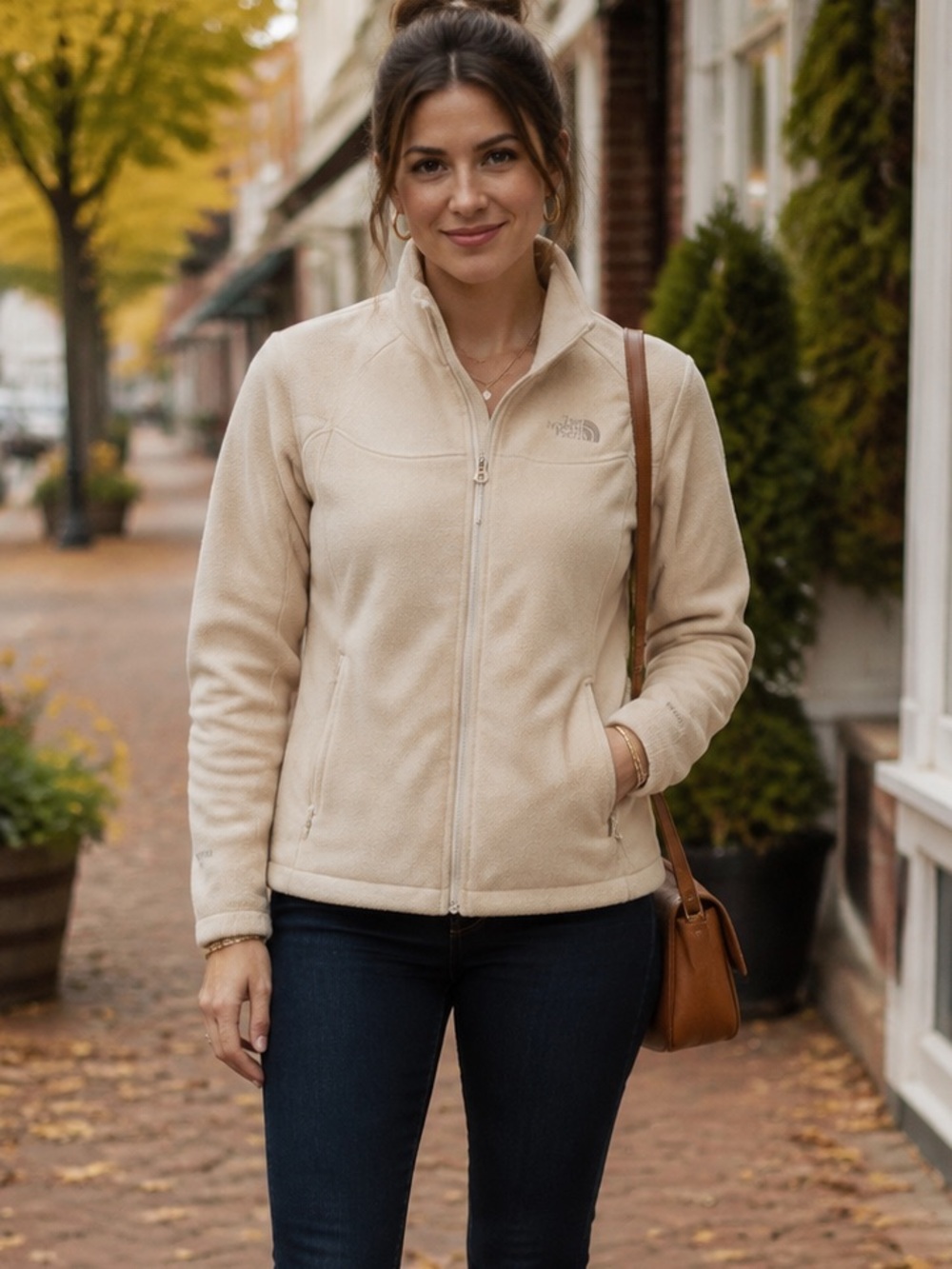 The North Face Women's Cream Zip-Up Teddy Fleece Jacket